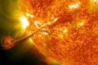 На Солнце произошла одна из крупнейших за десять лет вспышек