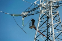 Восемь тысяч жителей Свердловской области остаются без света после снегопада