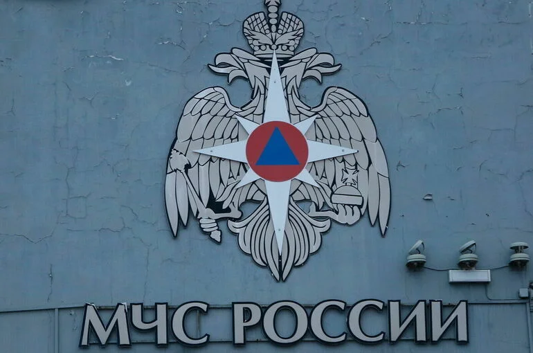 В Иркутской области горят 30 дачных домов и хозпостроек
