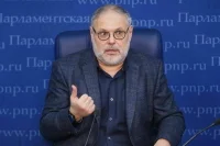 Экономист Хазин считает, что США не смогут содержать долларовую систему