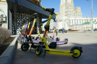 Сенатор Шейкин предложил ограничить размер перевозимых на электросамокатах грузов