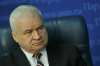 Сенатор Денисов посоветовал не ждать сенсаций по итогам визита Путина в Китай