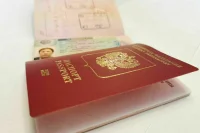 У допущенных к гостайне предложили проверять загранпаспорта 