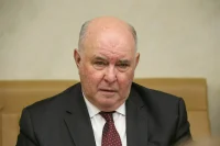 Сенатор Карасин считает усилия Запада по развитию русофобии на Украине успешными