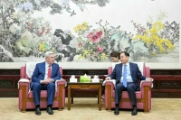 Депутат Мельников встретился с председателем Китайского народного общества дружбы с заграницей Ян Ваньмином