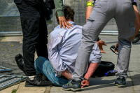 Стрелявшему в премьера Словакии предъявили обвинение в попытке покушения