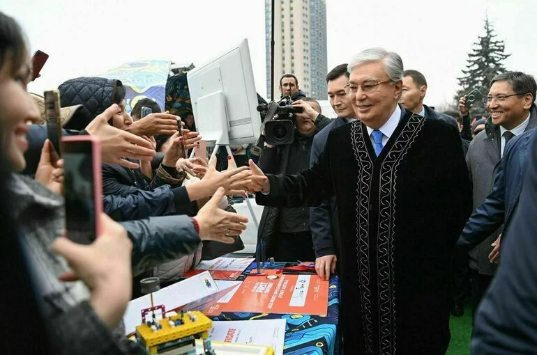 Токаев: «политическому гроссмейстеру» исполнился 71 год