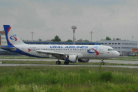 Самолет наехал на работника аэропорта в Екатеринбурге