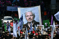 Суд позволил Ассанжу подать новую апелляцию против экстрадиции в США