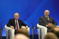 Лукашенко пригласил Путина на Форум регионов в июне