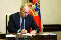 Путин освободил Михаила Попова от должности замсекретаря Совета безопасности