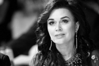 В Москве проходит прощание с Анастасией Заворотнюк