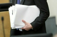 Кабмин призвал переработать законопроект о короткой рабочей неделе для матерей