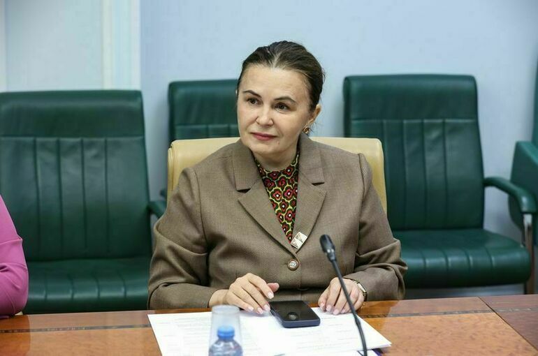 Сенатор Чефранова оценила эффективность репродуктивных технологий в России