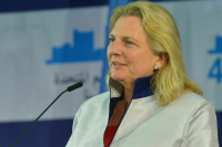 Экс-глава МИД Австрии Карин Кнайсль: Европа потеряла свою душу