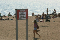 Почему нельзя игнорировать запрещающий знак у воды