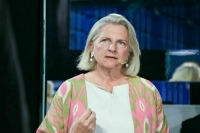 Экс-глава МИД Австрии подтвердила планы Запада разделить Россию