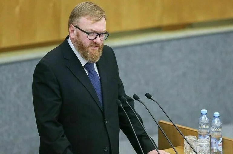 Депутат Милонов считает, что Троянова* никогда не должна оказаться в РФ 