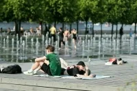 В Москве ожидается сухая и теплая погода на выходных