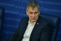 Депутат Куринный призвал отменить мораторий на проверки бизнеса из-за отравлений