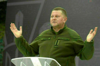 СВР: Вашингтон считает Залужного подходящим кандидатом на смену Зеленскому