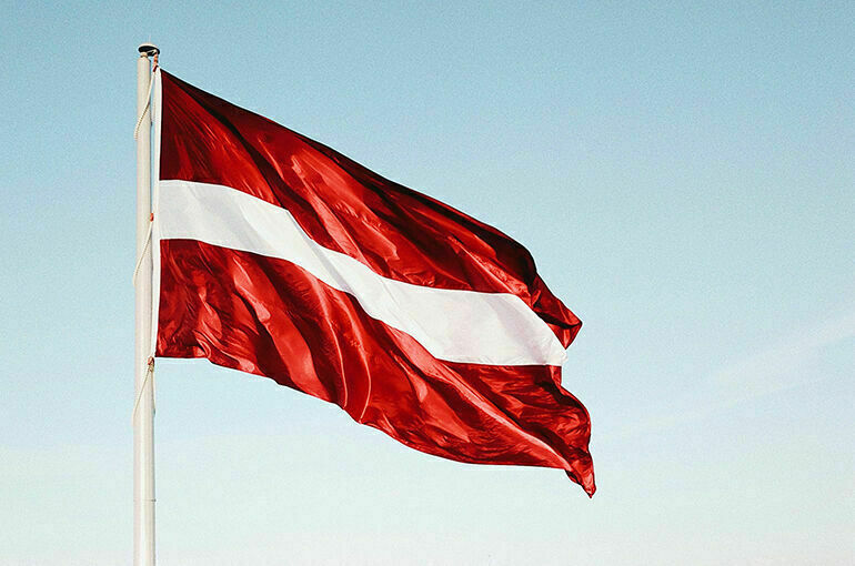 В Латвии обяжут граждан России сдавать экзамен по латышскому языку