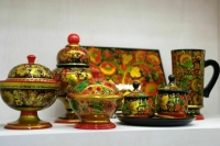 Хохлому и гжель будут отбирать тщательнее