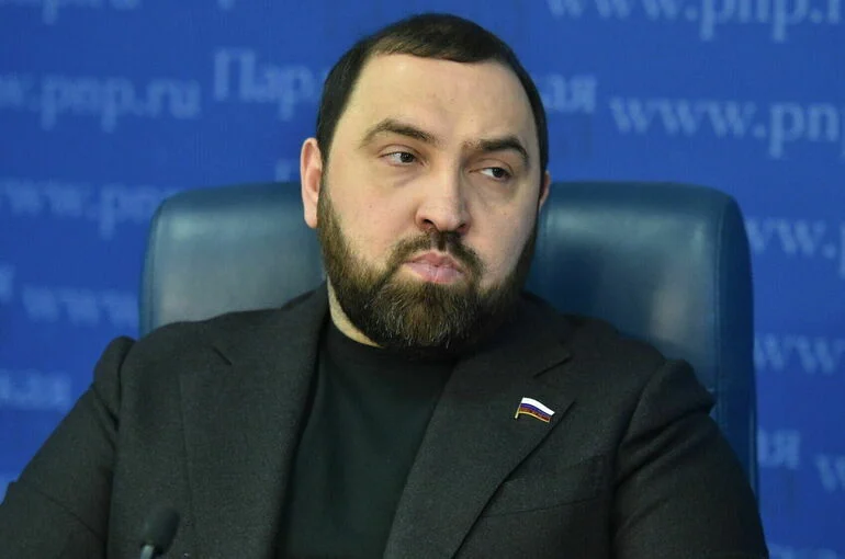 Бийсултан Хамзаев: Разбираться с террористами надо максимально жестко