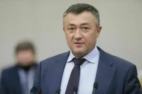 За самовольные поездки за рубеж депутатов и сенаторов лишат полномочий