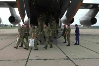 Ил-76 с освобожденными из украинского плена российскими военными прибыл в Москву