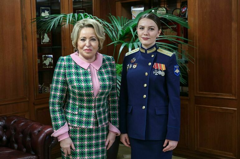 Матвиенко стала наставником участницы программы «Время героев»