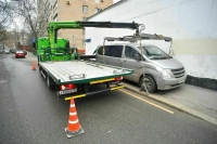 Эвакуацию автомобилей с документами в салоне предлагают запретить