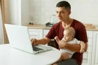 Папы-студенты получат социальную стипендию