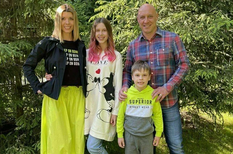 Денис Майданов: В детстве нашей семьей была вся страна