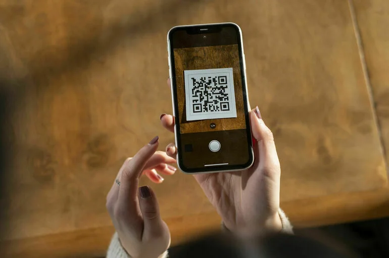 Платить без комиссии за коммуналку поможет QR-код