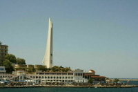 Пляжи в Севастополе пообещали не закрывать