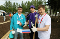 Пассажиры «Поезда Памяти» заложили сквер Дружбы народов в Архангельске