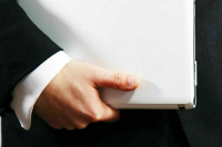 Чиновников с двойным гражданством выгонят с работы