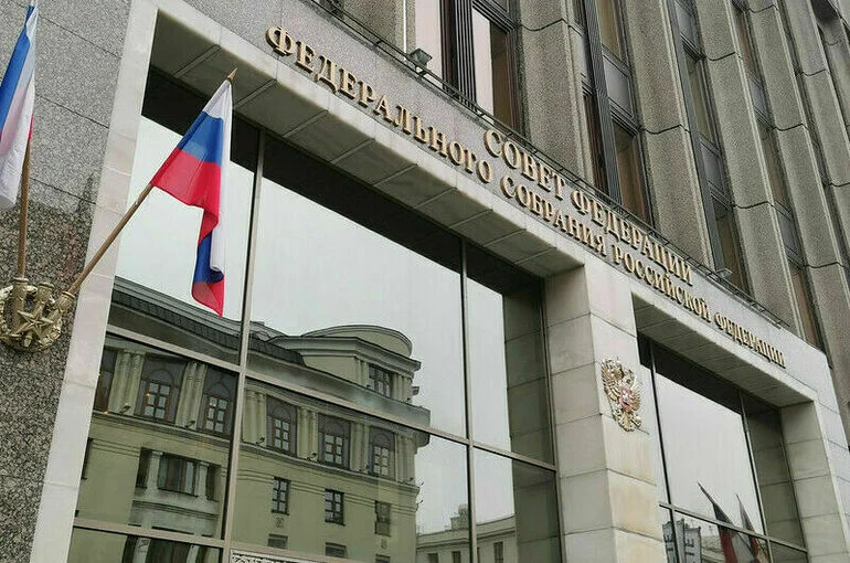 Сенаторы обсуждают способы привлечь инвестиции в важные для демографии сферы