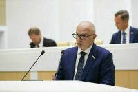 Сенатор Клишас: Комитет Совфеда не поддержит ограничения для соотечественников