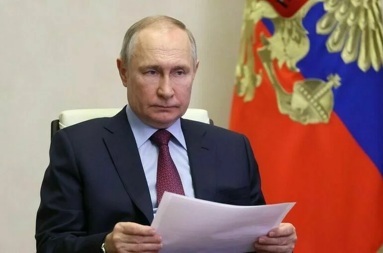 Путин встречается в Кремле с прибывшим в Россию премьером Венгрии Орбаном