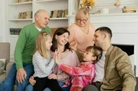 В России предложили проводить Мам-парад и День игрушки для влюбленных