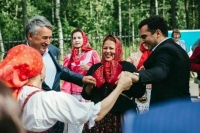 Сенатор Воробьев поучаствовал в открытии фестиваля «Наследники традиций»