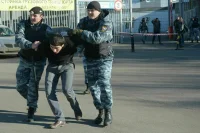 Мелкое хулиганство и «стреляю, где хочу»: за что мигрантов хотят выдворять из России