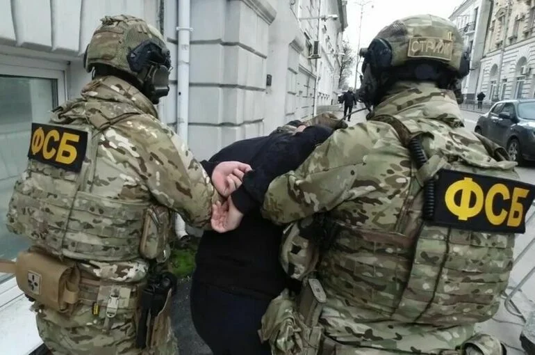 ФСБ предотвратила теракт разведки Киева на крейсере «Адмирал Кузнецов»