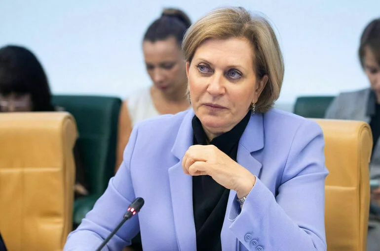 Попова объяснила, как не заболеть ботулизмом 