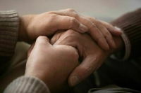 Вместе легче: инвалидов с тяжелыми заболеваниями будет опекать соцработник