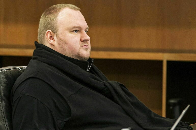 Основатель Megaupload Дотком призвал поблагодарить Путина за разумный ответ США