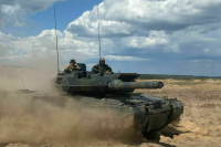 Испания направила Украине 10 танков Leopard