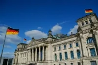 Reuters: Германия вдвое сократит расходы на Украину в 2025 году